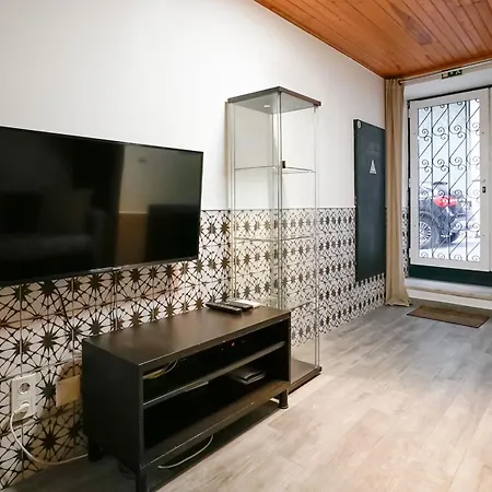 Lovelystay - Cosmopolitan Chiado Apartamento *