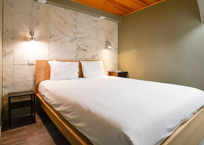 Lejlighed Cosmopolitan Chiado By Lovelystay Lisboa